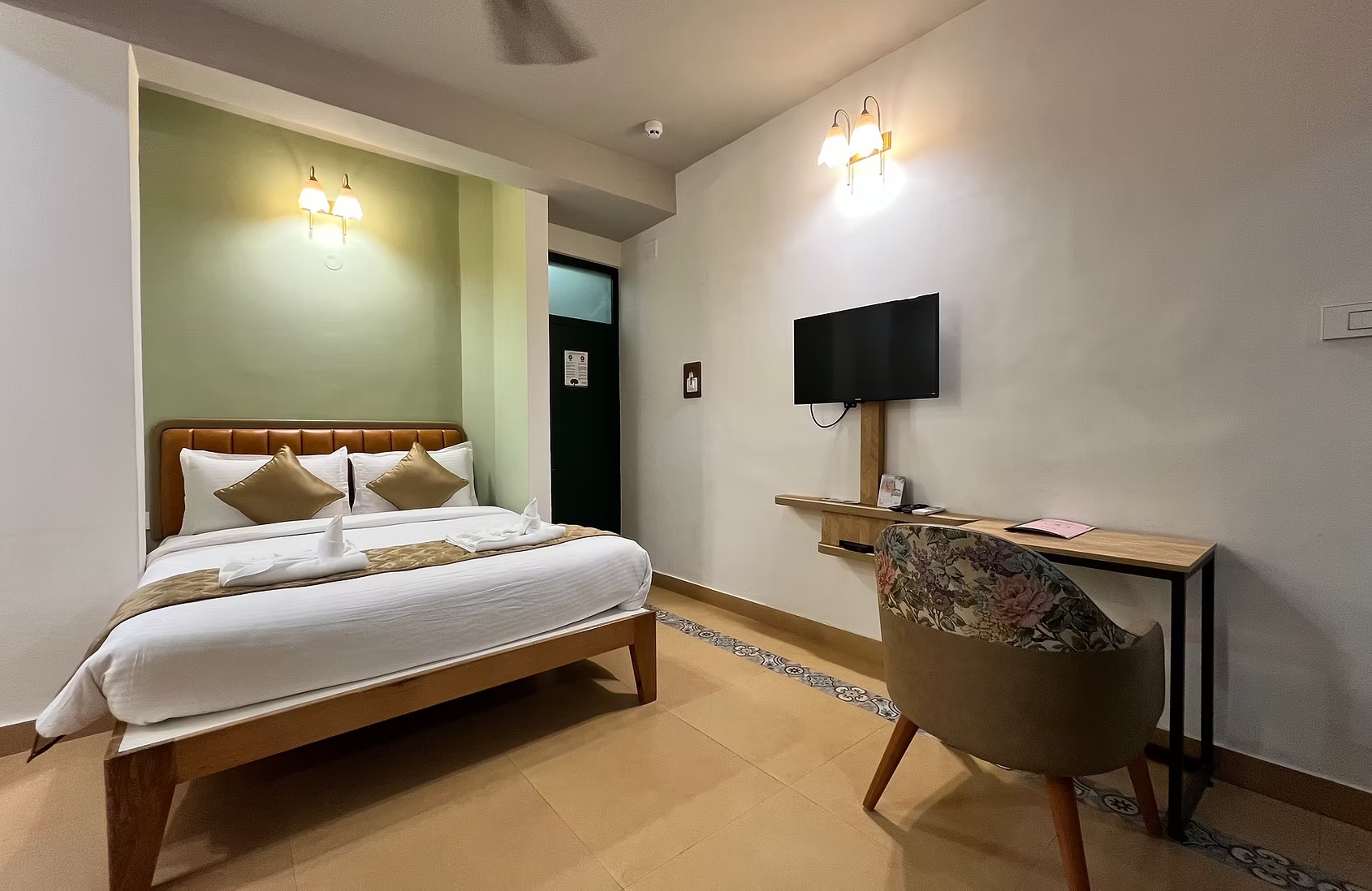 Deluxe Room at Atithyaa Hotel